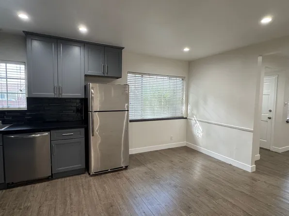136th 4359 Apartments, 4359 W 136th St APT D, Hawthorne, CA 90250