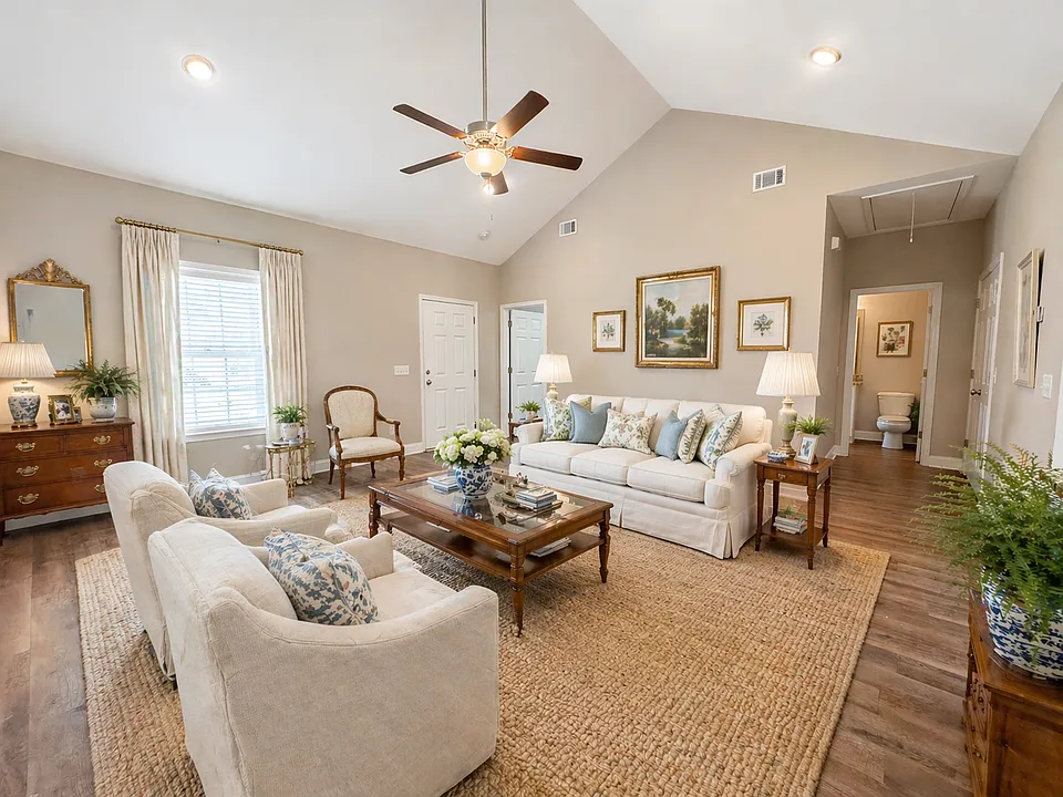 121 Waybill Cir