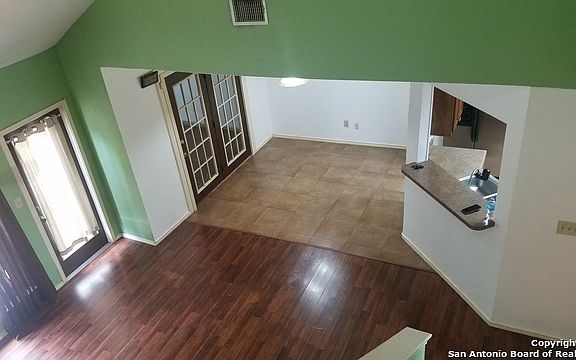 3rd image of 5118 Lakebend East Dr