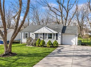 7716 Newton St, Overland Park, KS 66204