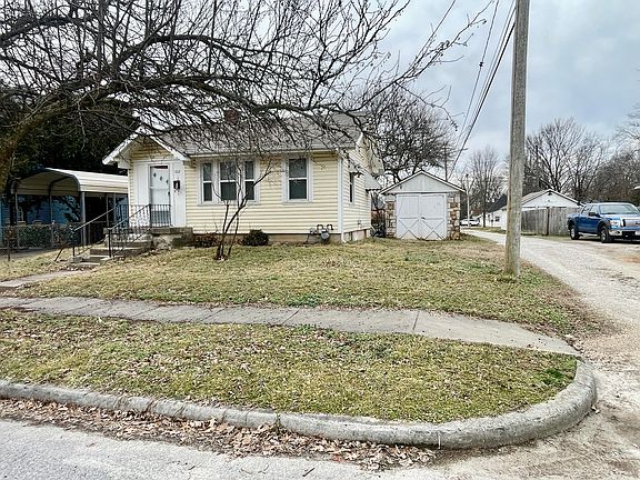 2nd image of 1012 W Hamilton Street