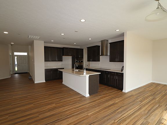 4th image of 10643 Oak Bend Blvd