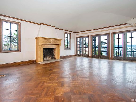 3rd image of 100 Saint Elmo Way