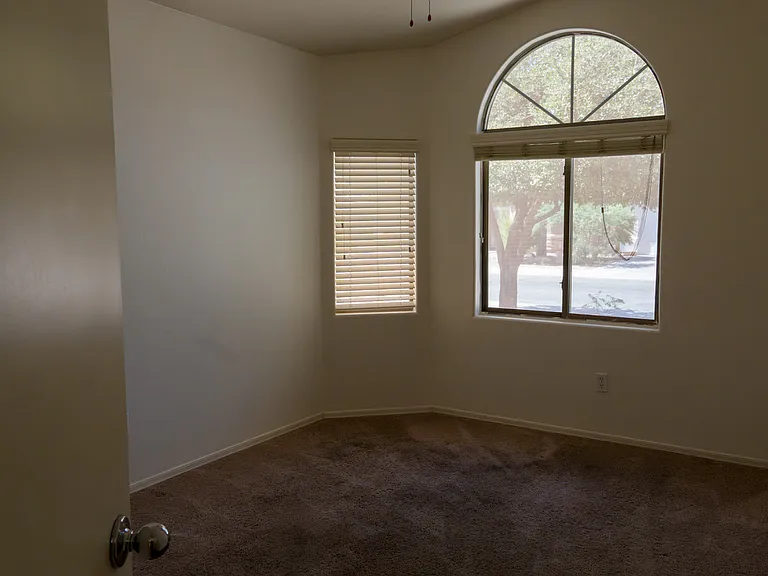 45513 W Sky Ln — Photo 12
