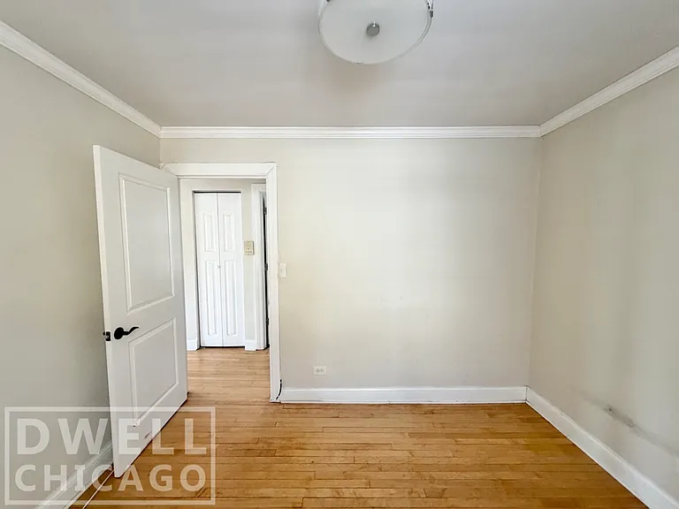 731-33 Elm St #302 — Photo 11