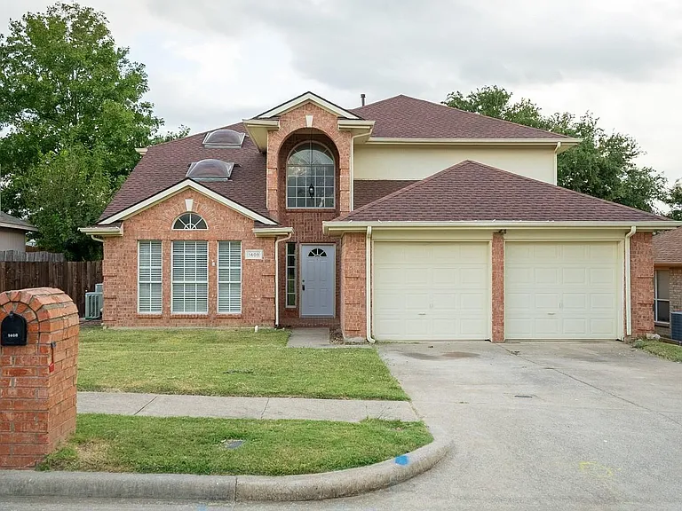 1408 Belaire Dr — Photo 1