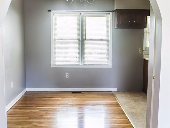 5th image of 304 Overland Dr