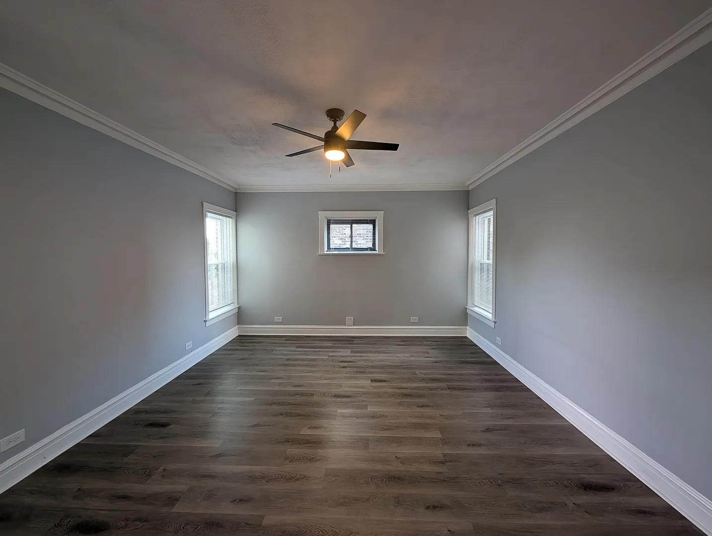 2 bed, 1200 sqft, $2,800 — Photo 2