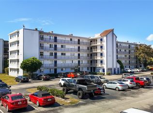8740 N North Sherman Cir #206, Hollywood, FL 33025