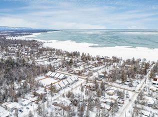 11 62nd St S, Wasaga Beach, ON L9Z 1V5