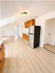 612 W 40th St #B — Photo 10