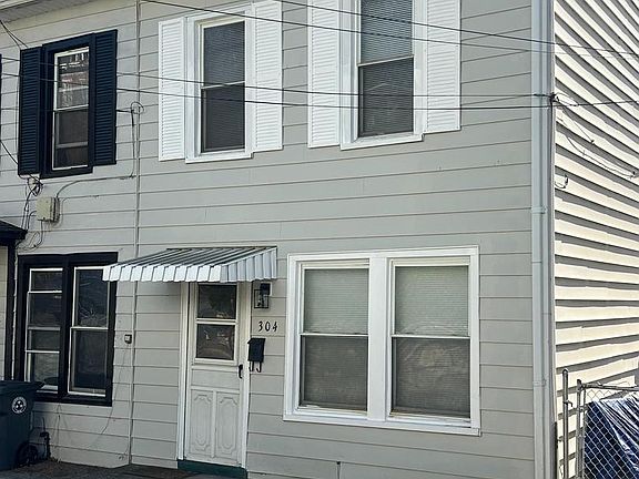 2nd image of 304 N 2nd St