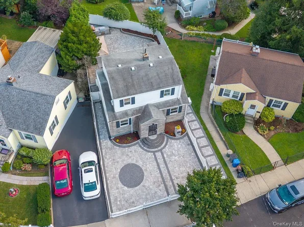 2566 Flint Avenue, Bronx, NY 10475