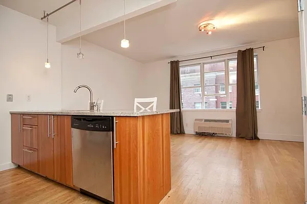 Rented by Fiddler Realty | media 38