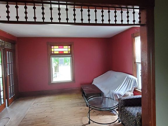 5th image of 503 Morris St