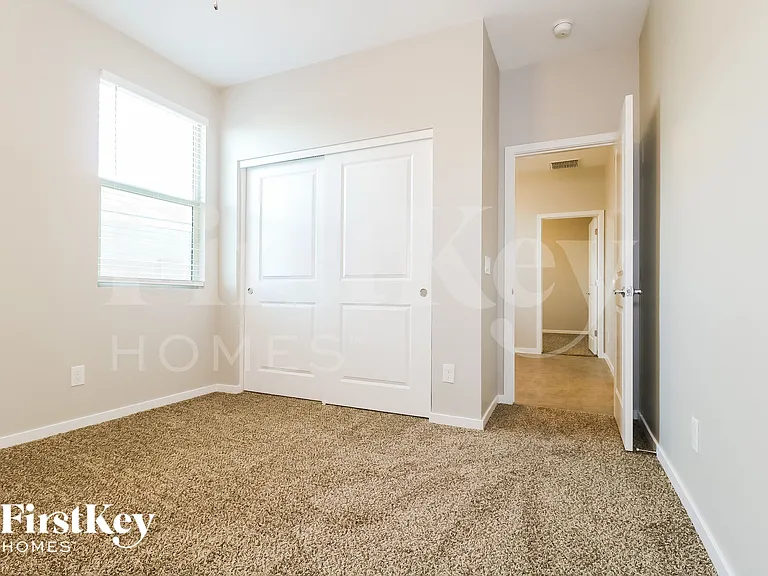 23654 W Whyman Ave — Photo 14