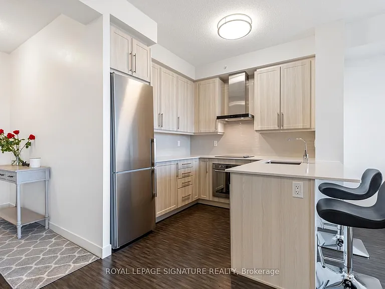 2093 Fairview St #1606 — Photo 5