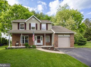 303 Misty Autumn Dr, Exton, PA 19341