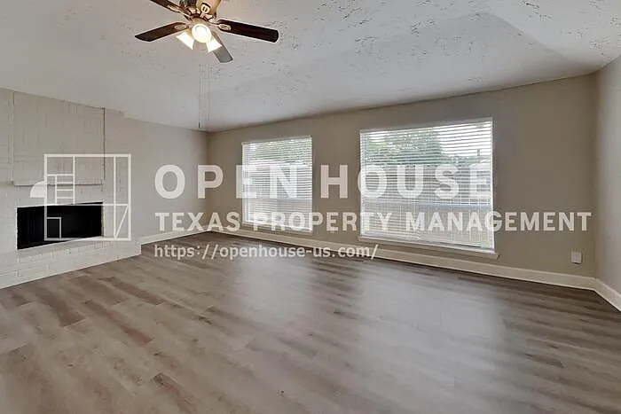 7334 Skybright Ln — Photo 24
