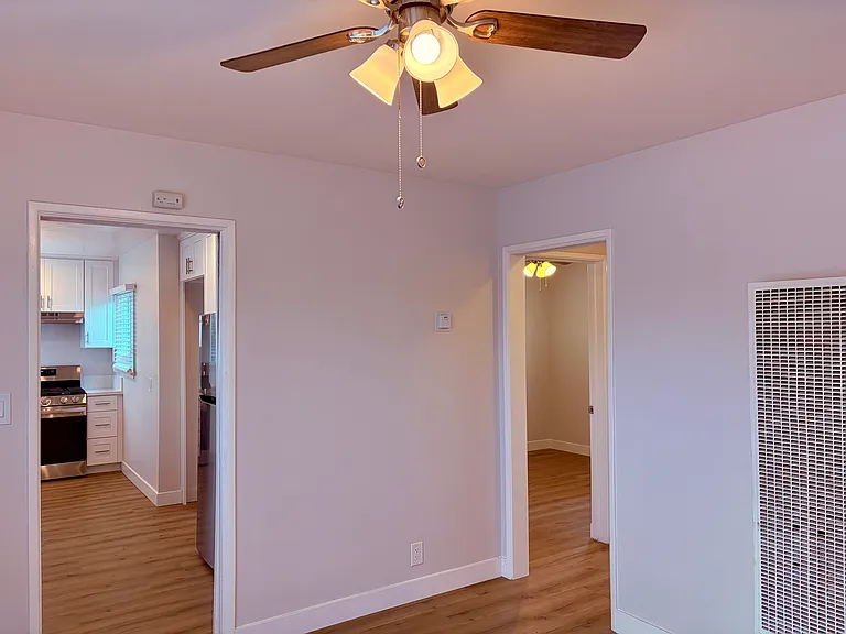 195 E Hullett St — Photo 11