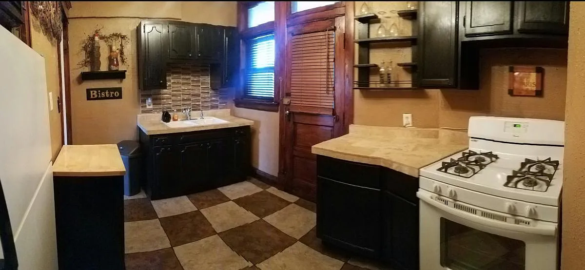 437 Broadway Street — Photo 4