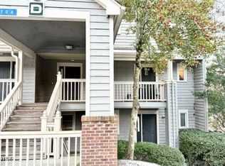 704 Martin Luther King Jr Blvd APT D18, Chapel Hill, NC 27514