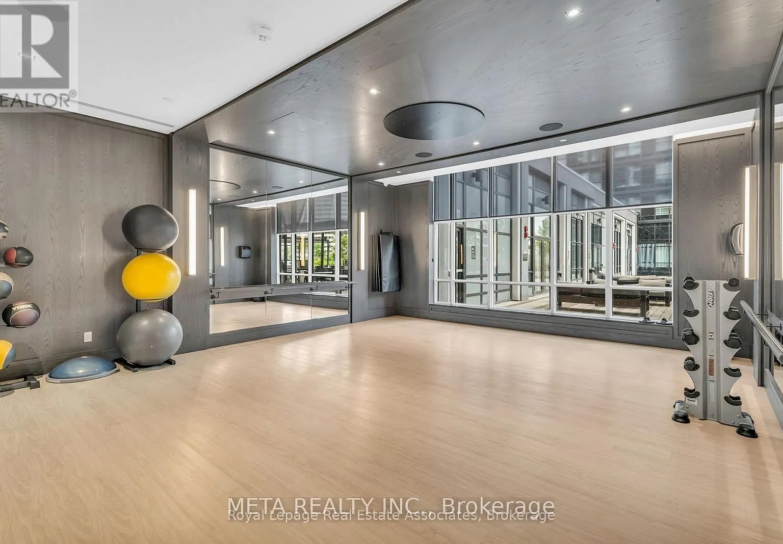 2 bed, $2,650 — Photo 3