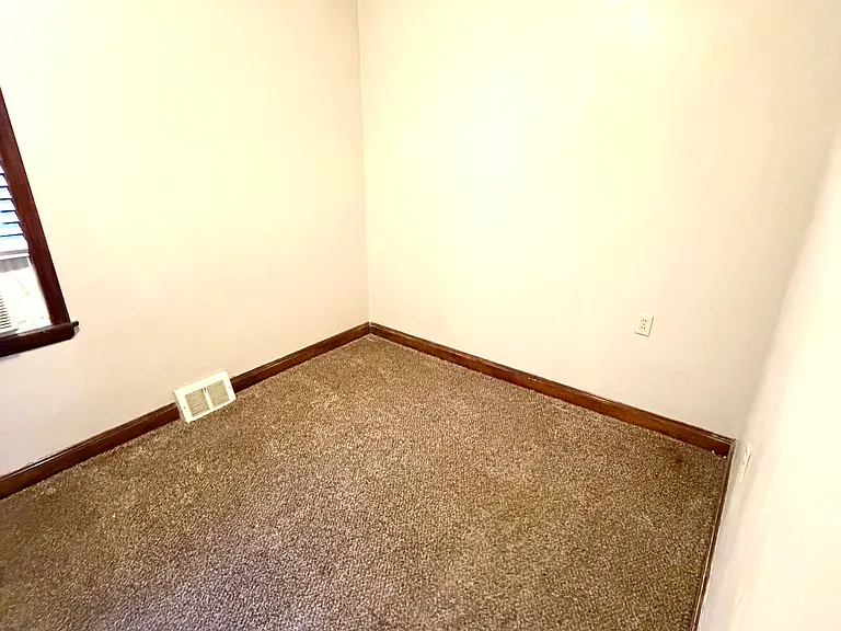 1870 W 45th St — Photo 14