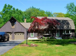 16 Bittersweet Ln, Burlington, CT 06013