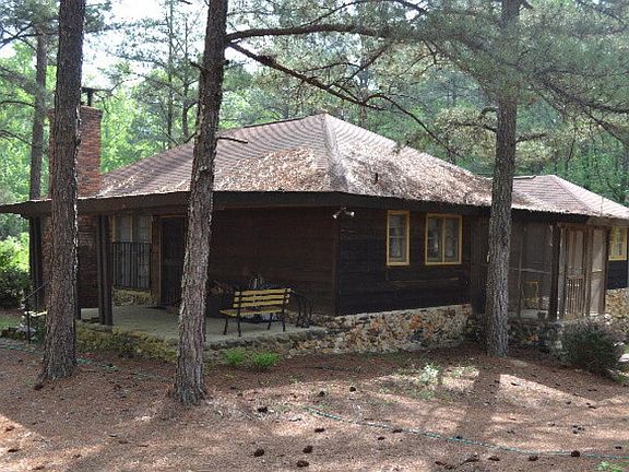 4th image of 721 Lee Road 120