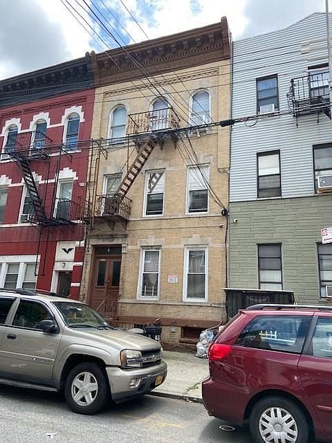 1st image of 1416 E 66th St
