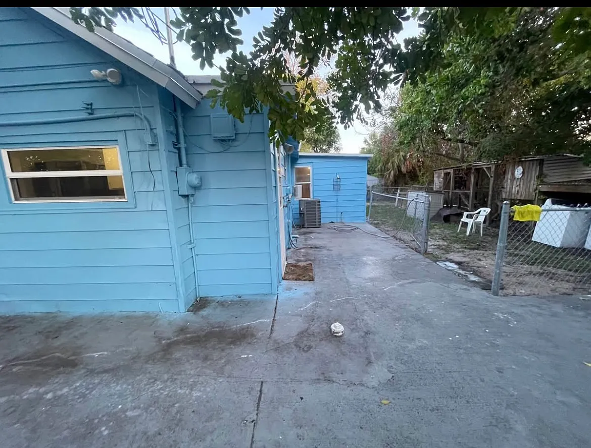 1905 Florida St — Photo 2