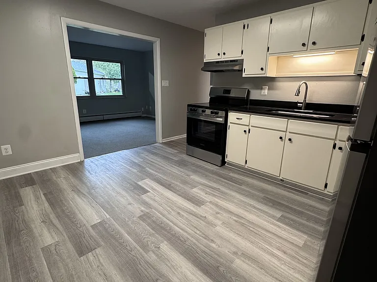 400 Riverside Dr #OVERLOOKBSMT1 — Photo 1