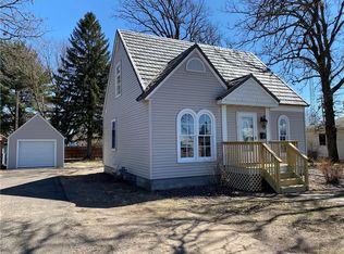 1121 S Main St, Rice Lake, WI 54868