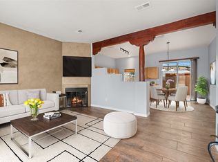 6494 Camino Rojo, Santa Fe, NM 87507
