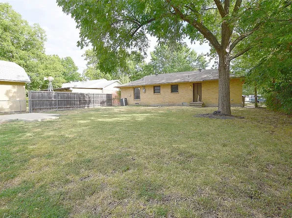 2003 Costa Mesa Dr, Dallas, TX 75228