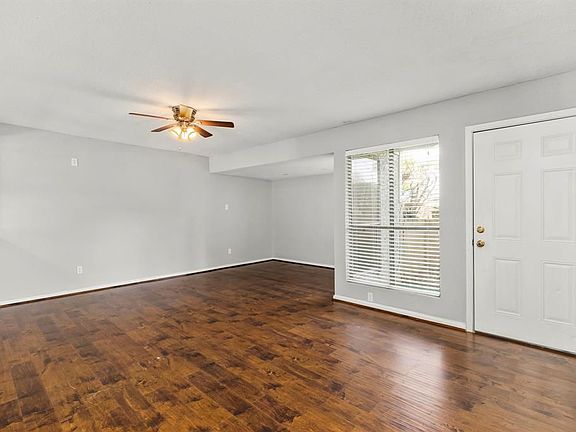 2nd image of 781 Country Place Dr APT 1059
