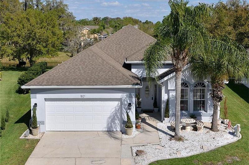 1st image of 1821 Wedgewood Way