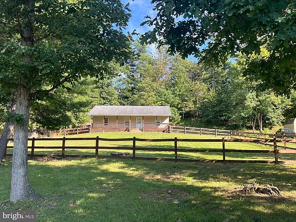 2nd image of 807 Christian Church Rd