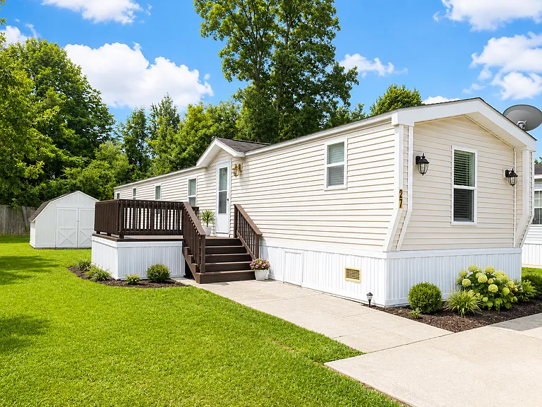 73 Ashley Cir #27 — Photo 19