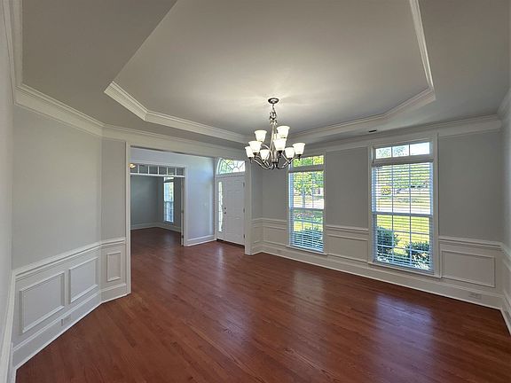 5th image of 1306 Hahn Ct