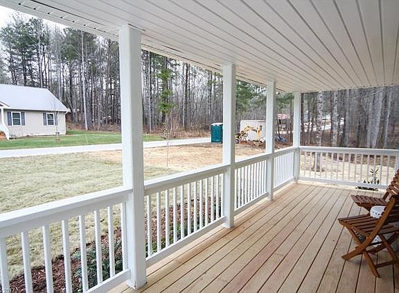 4th image of 76 Northwoods Trl