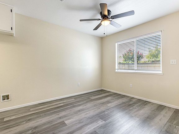 5th image of 1229 W Roseburg Ave APT 4