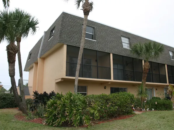 1020 Pine Tree Dr #9, Indian Harbour Beach, FL 32937