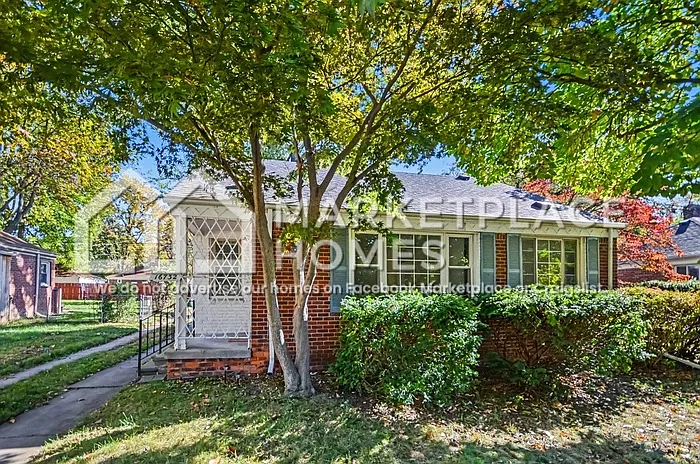 2 bed, 1.0 bath, 1393 sqft, $1,450 — Photo 2