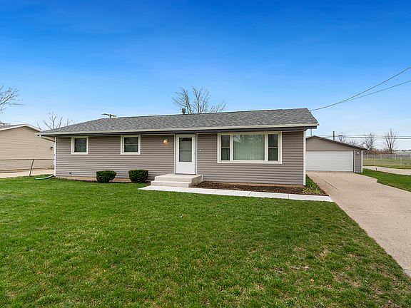 2nd image of 817 Copper Dr
