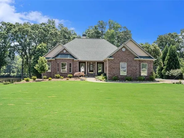 115 Lake Park Ct, Sharpsburg, GA 30277