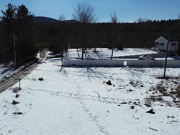 5th image of 103 River Road