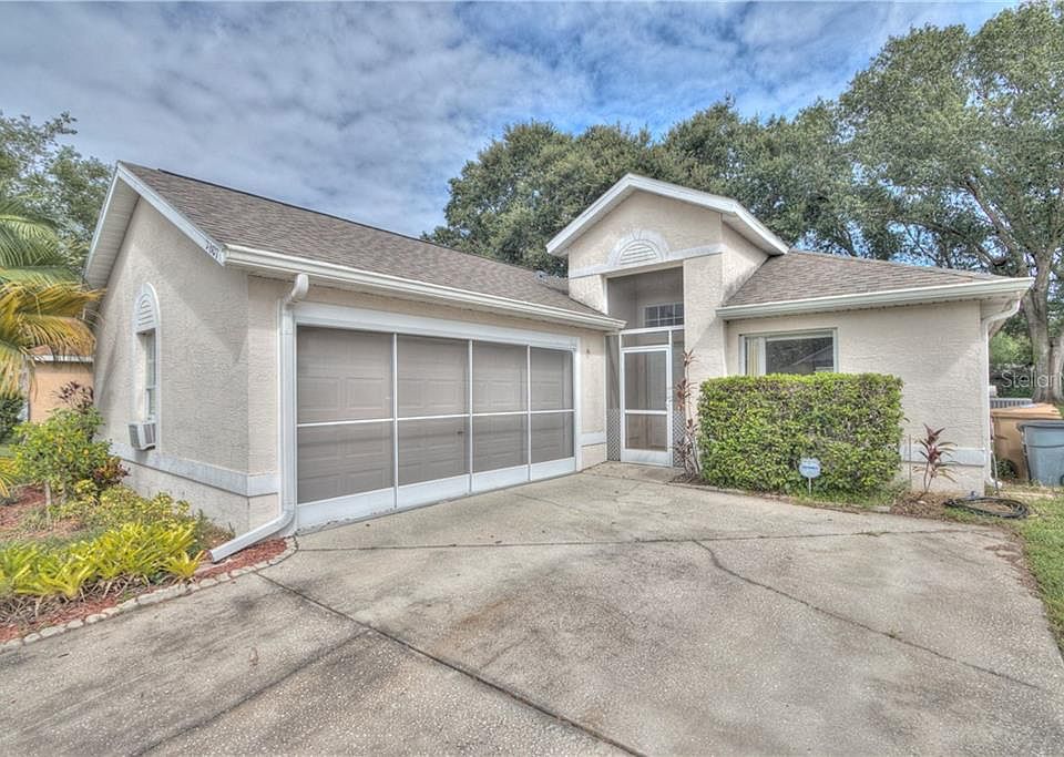 1st image of 2607 Chatham Cir