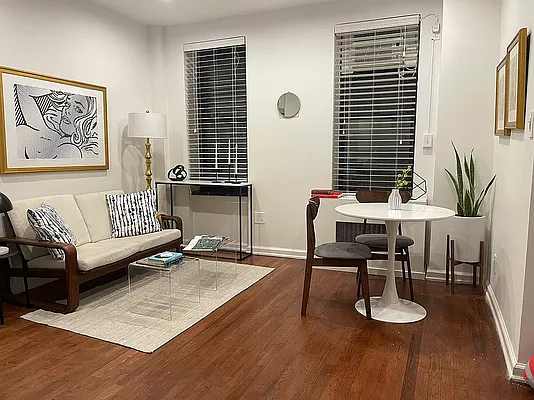 Rented by Oxford Property Group | media 14